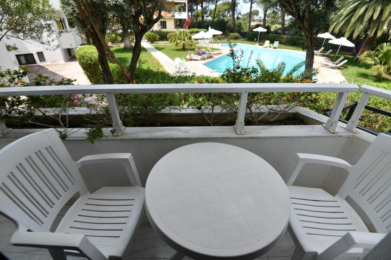 יאליסוס Niki Hotel Apartments מראה חיצוני תמונה