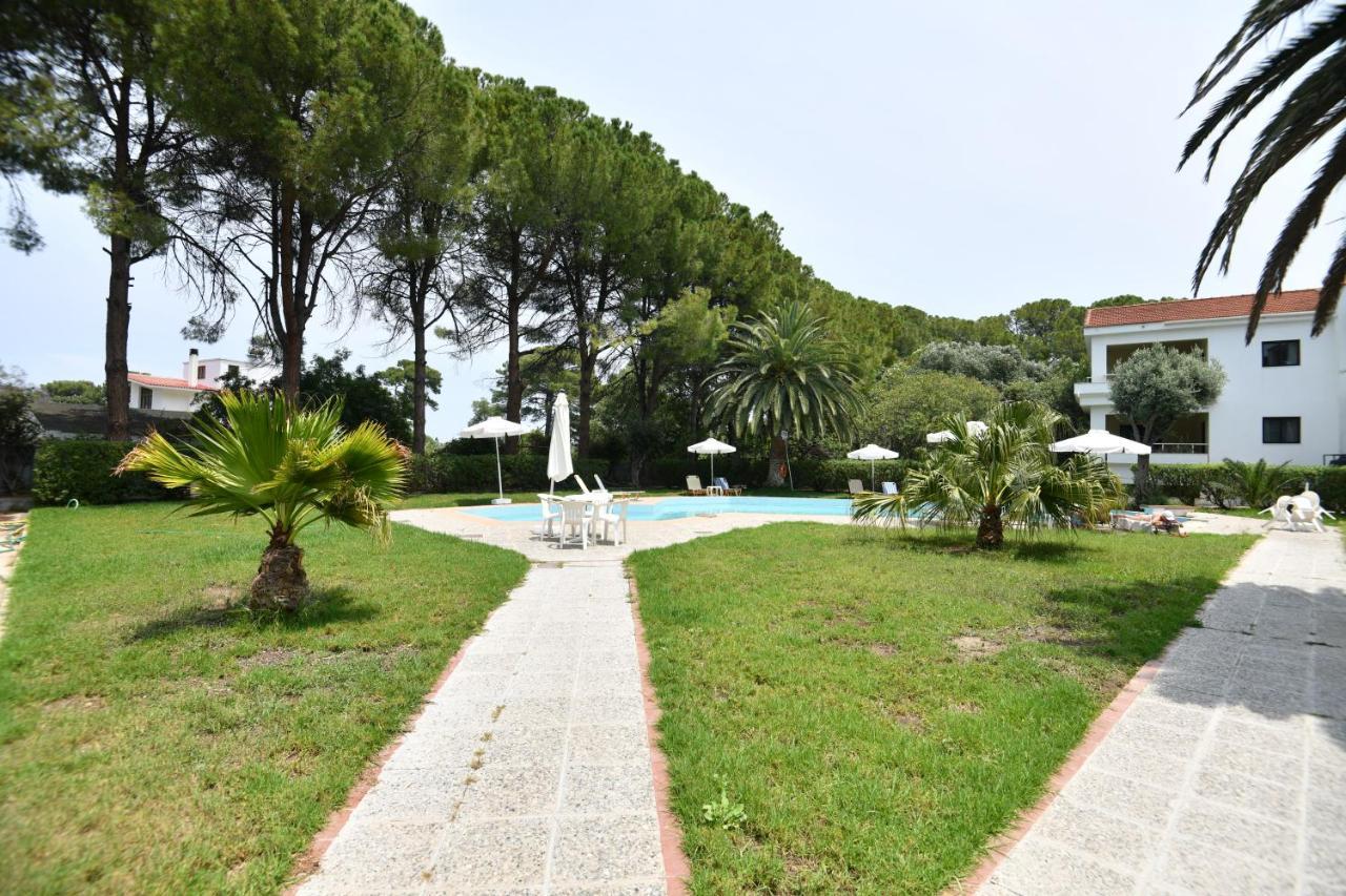 יאליסוס Niki Hotel Apartments מראה חיצוני תמונה