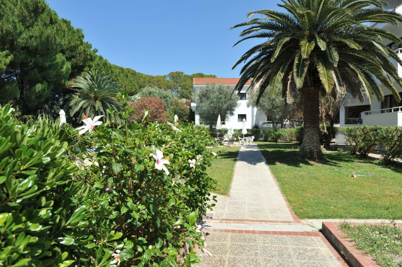 יאליסוס Niki Hotel Apartments מראה חיצוני תמונה